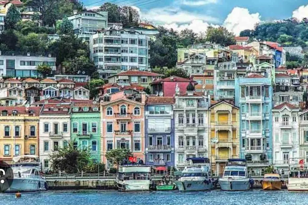 Istanbul Bogaz'Inda, Bahceli, 5 Katli Villa-500M2