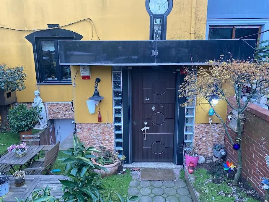 Istanbul Bogaz'Inda, Bahceli, 5 Katli Villa-500M2